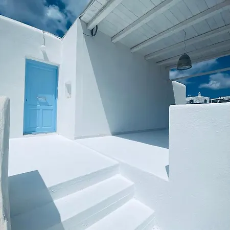 Cozam Mykonos アパート アノ・メラ