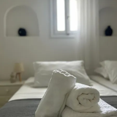 Cozam Mykonos * アノ・メラ